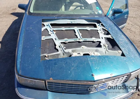 1994 Cadillac Deville Concours z USA, uszkodzony, nr VIN 1G6KF52Y4RU208494